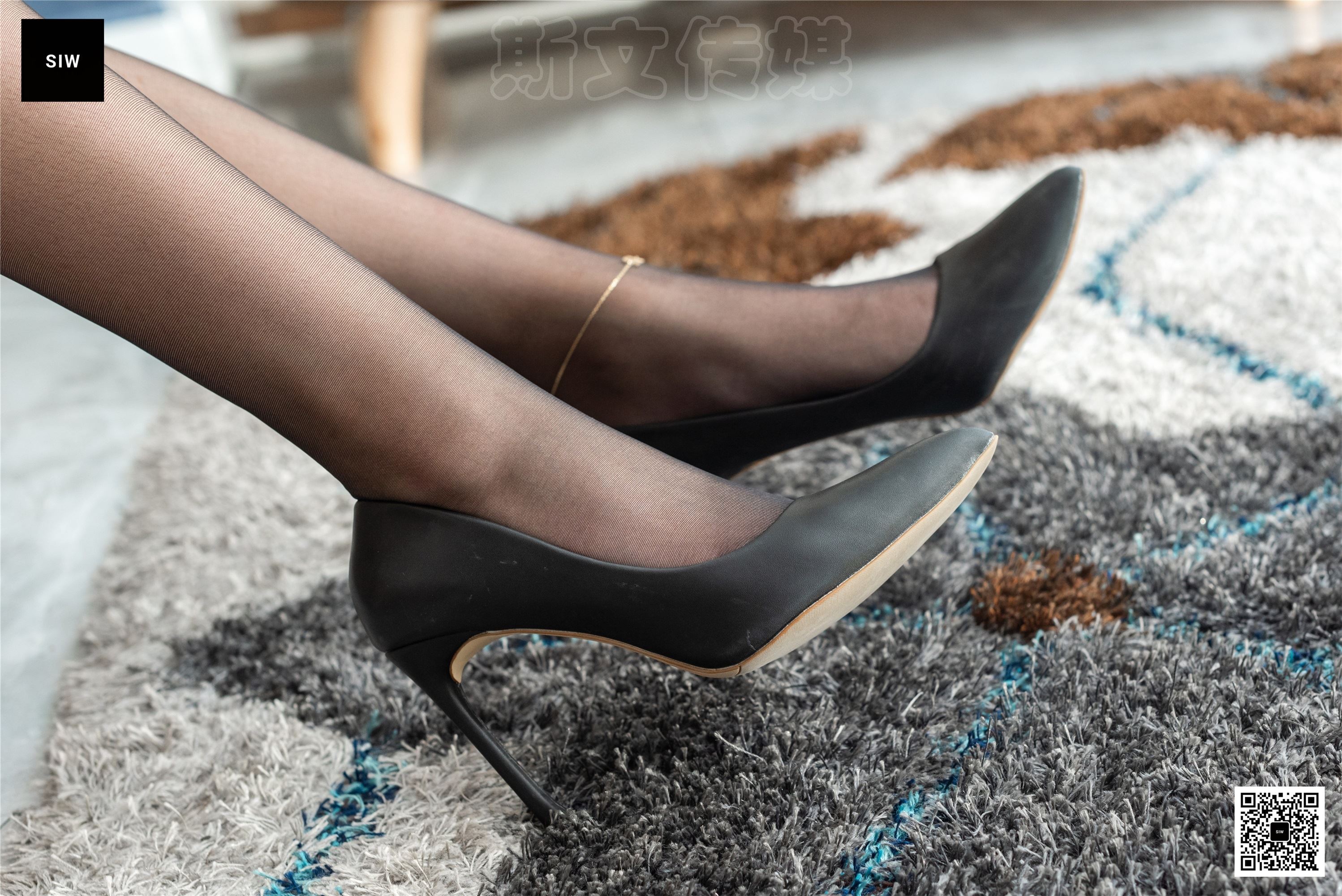 SIW斯文传媒  VOL.057 黑丝文员-小谈